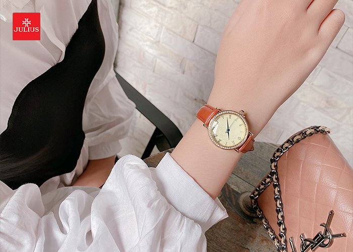 Coordinating women's leather watches