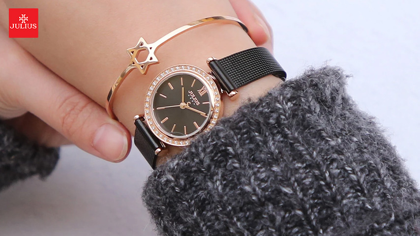 gorgeous women’s wristwatch