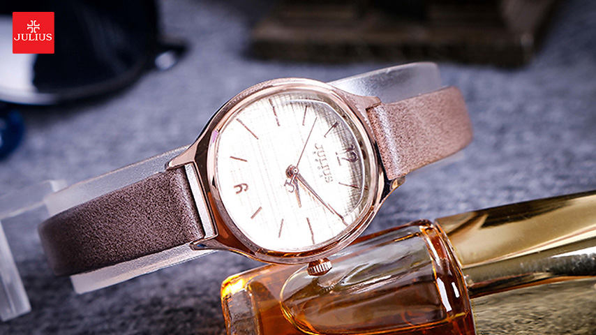 gorgeous women’s wristwatch